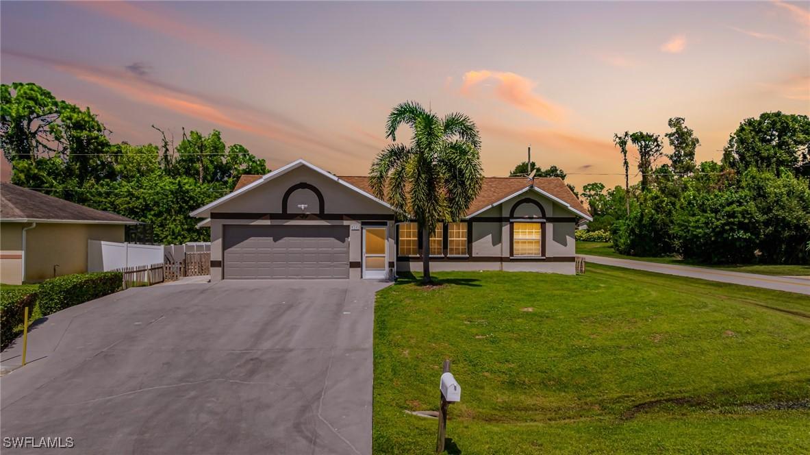 8241 Albatross Rd., Fort Myers, FL 33967