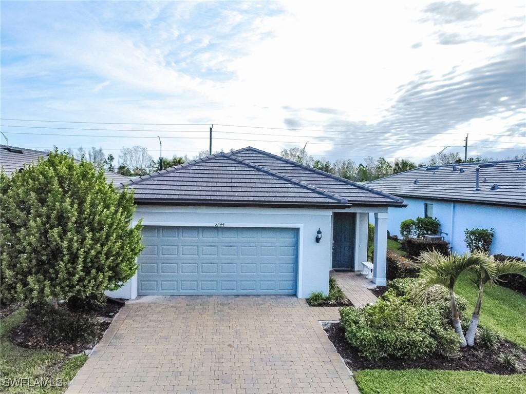 2244 Yellowfin Cir., Naples, FL 34114