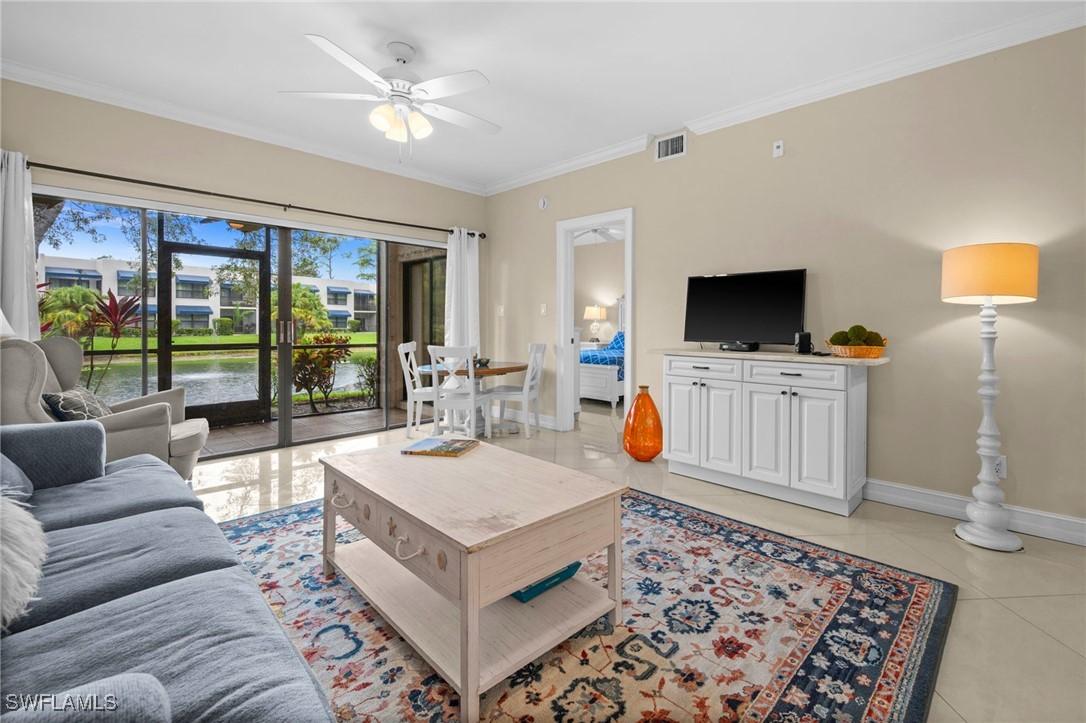 3315 Europa Dr. #114, Naples, FL 34105