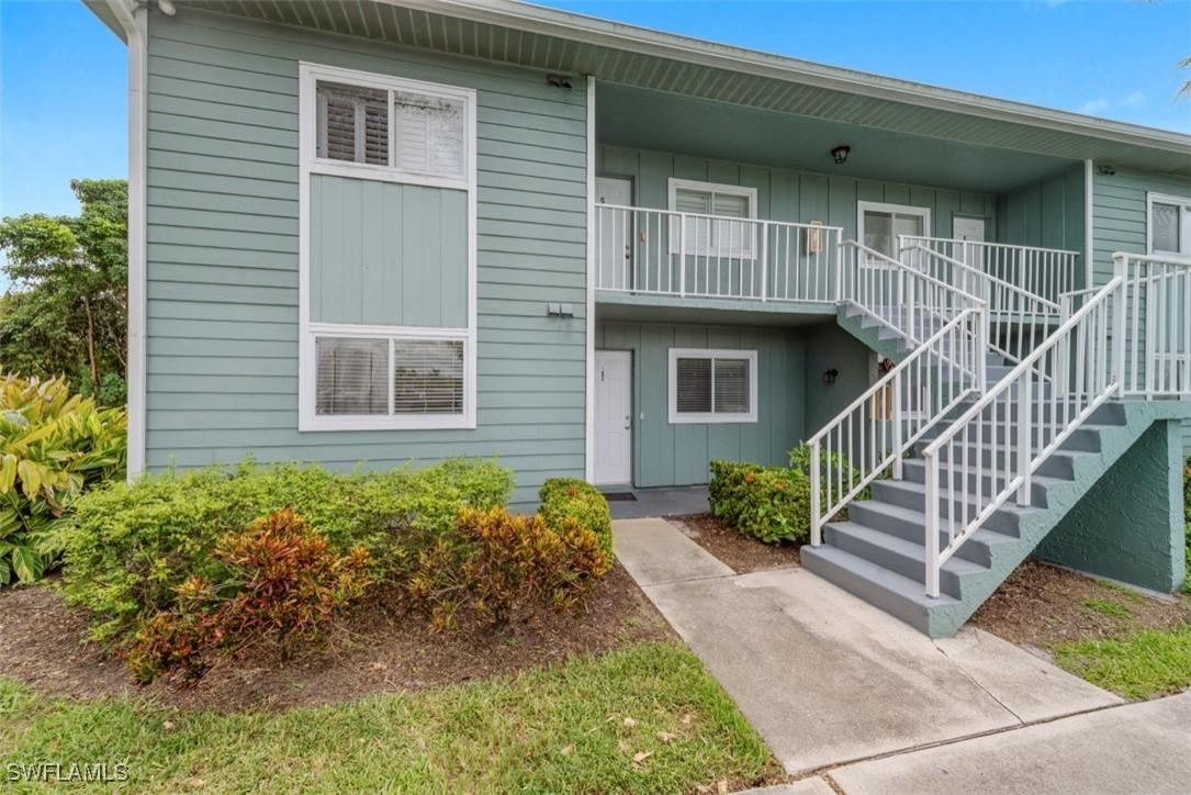 134 Cypress Way #301, Naples, FL 34110