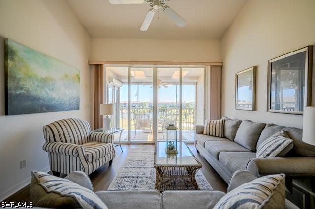 14751 Hole In One Cir. #PH8, Fort Myers, FL 33919