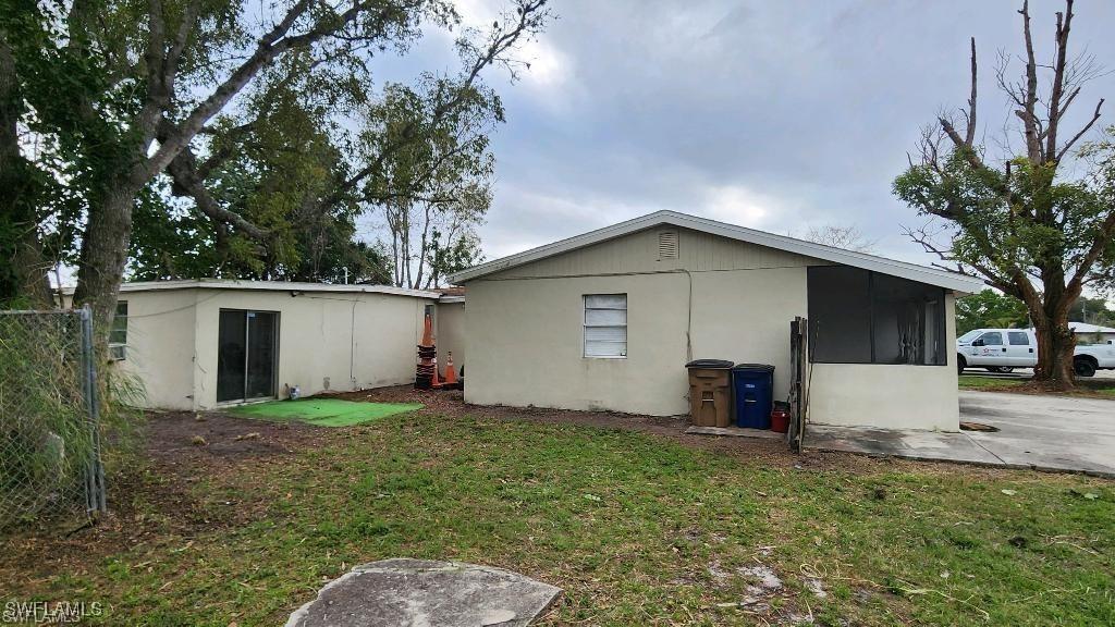 12919 1st St., Fort Myers, FL 33905