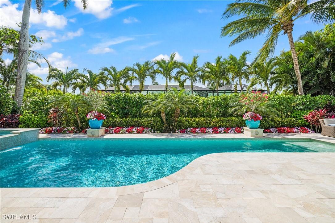 532 Pine Grove Ln., Naples, FL 34103