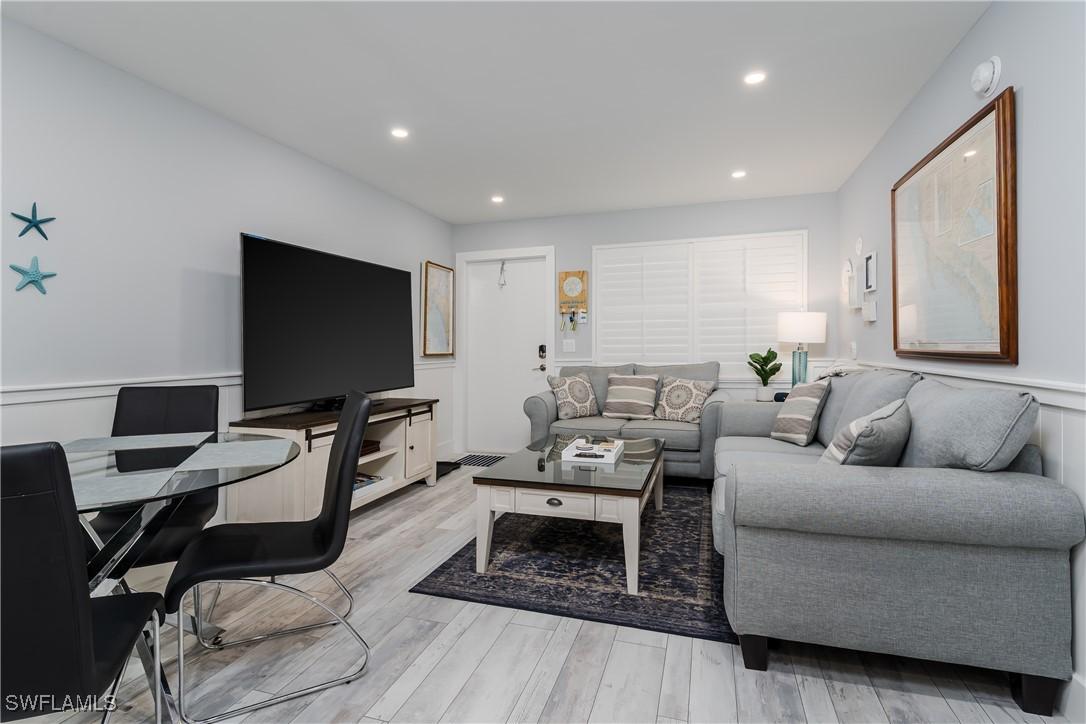 1295 Gulf Shore Blvd. #128, Naples, FL 34102