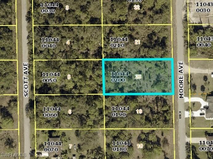 715 Moore Ave., Lehigh Acres, FL 33972