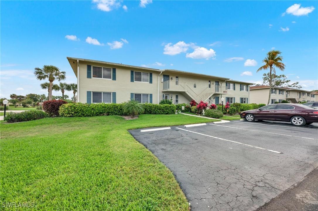 272 Winners Cir. #4, Naples, FL 34112