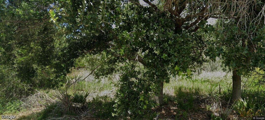 927 Grafton St., Lehigh Acres, FL 33974