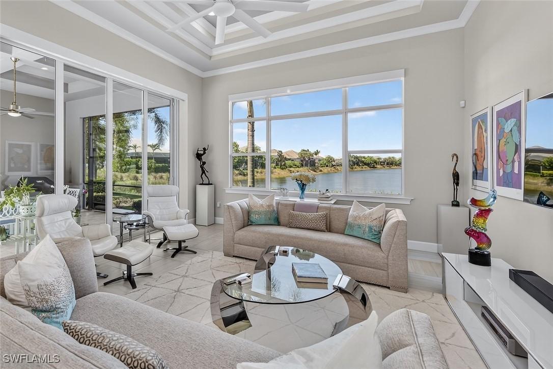 6387 Warwick Ave., Naples, FL 34113