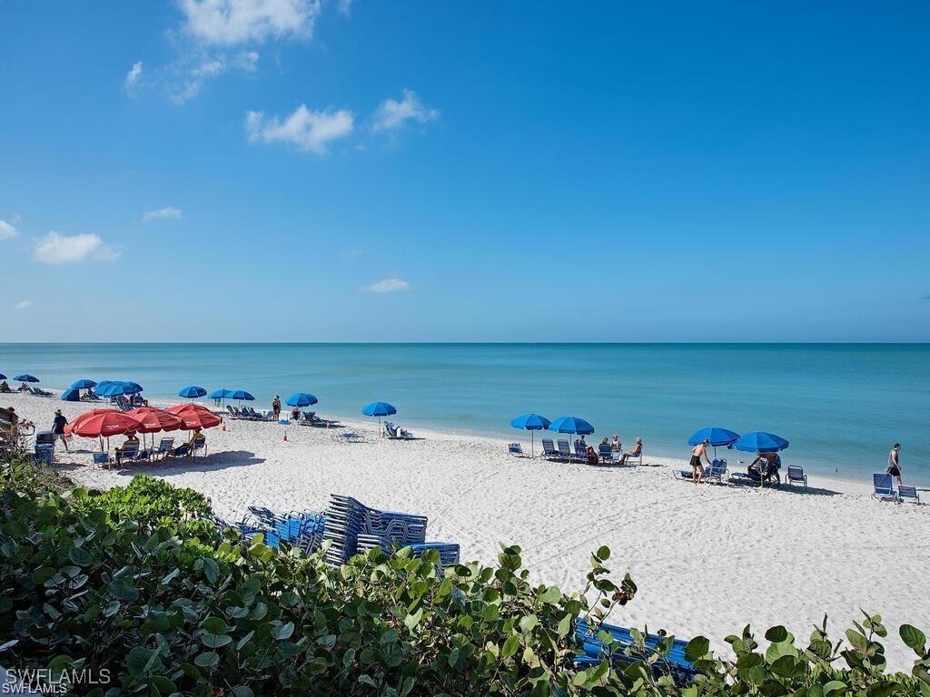 6075 Pelican Bay Blvd. #1203, Naples, FL 34108