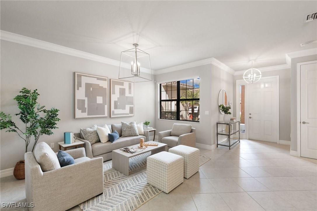 4384 Aurora St., Naples, FL 34119