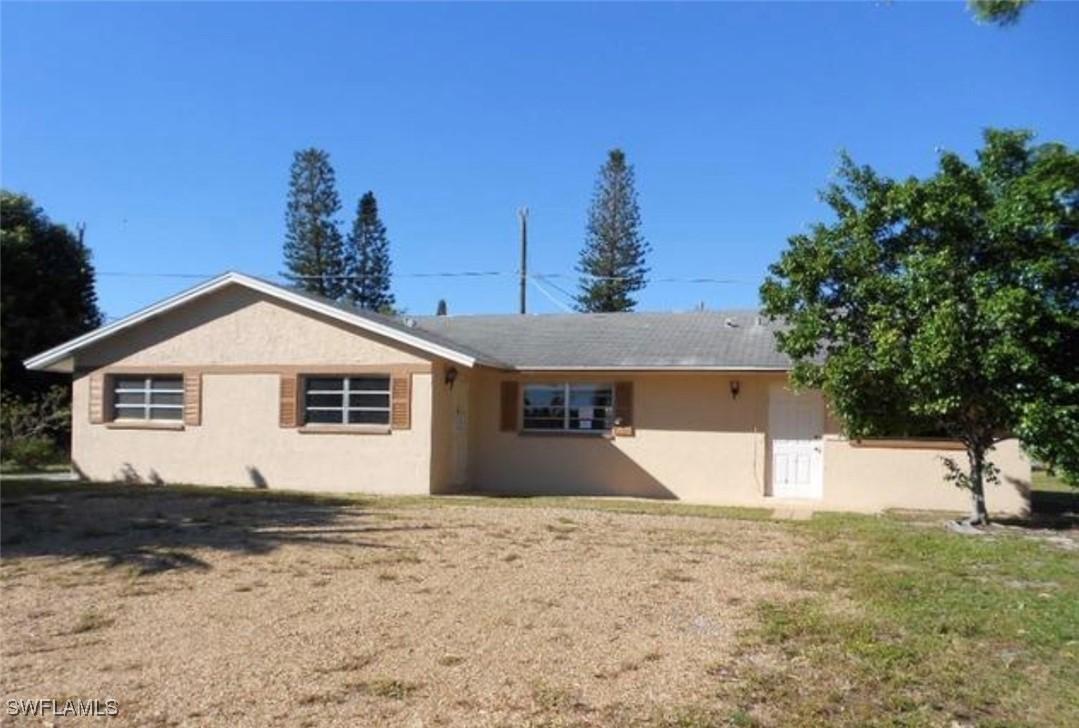 4783 Escobar Ave., Naples, FL