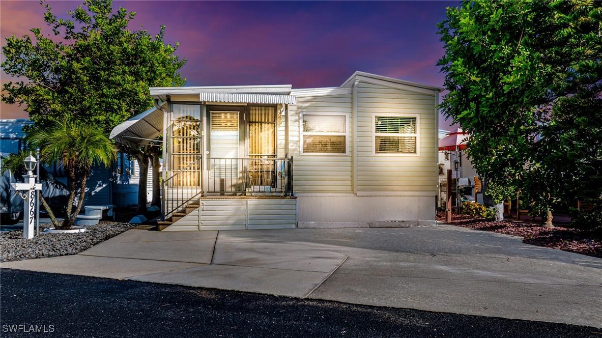8667 Firwood Dr., Estero, FL 33928