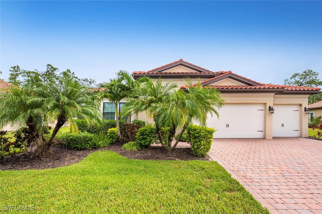 1523 Mockingbird Dr., Naples, FL 34120