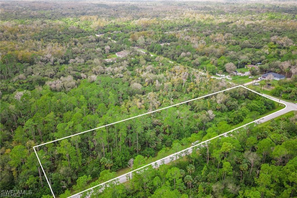 000 Desoto Blvd., Naples, FL 34117