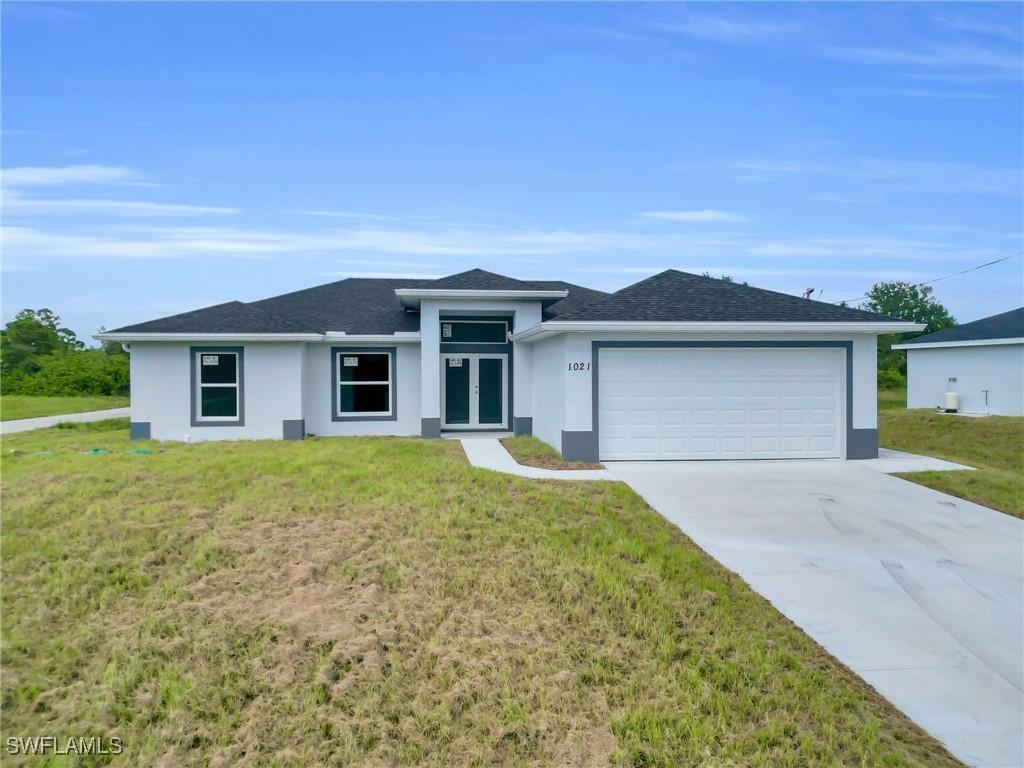 1021 Pilgrim St., Lehigh Acres, FL 33974