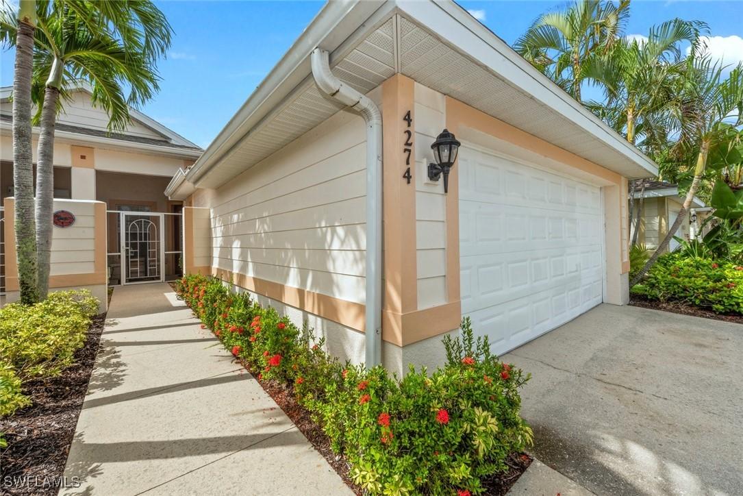 4274 Avian Ave., Fort Myers, FL 33916