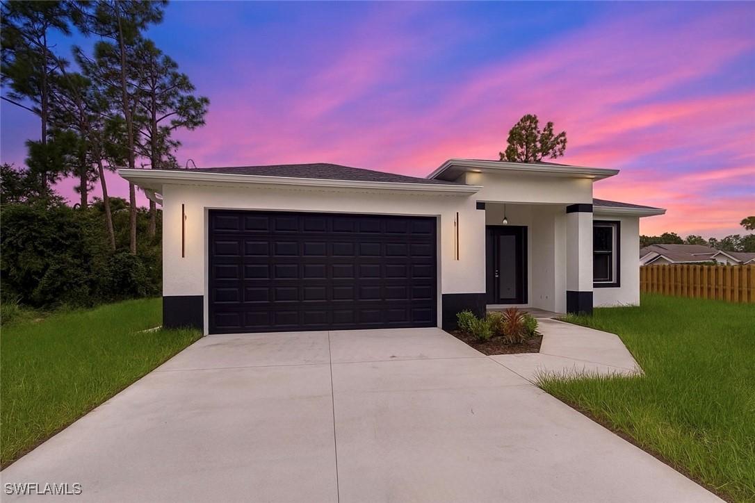 448 Rayneta St., Lehigh Acres, FL 33974