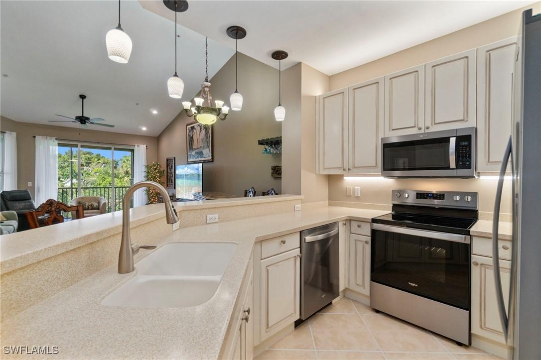 15256 Riverbend Blvd. #204, North Fort Myers, FL 33917