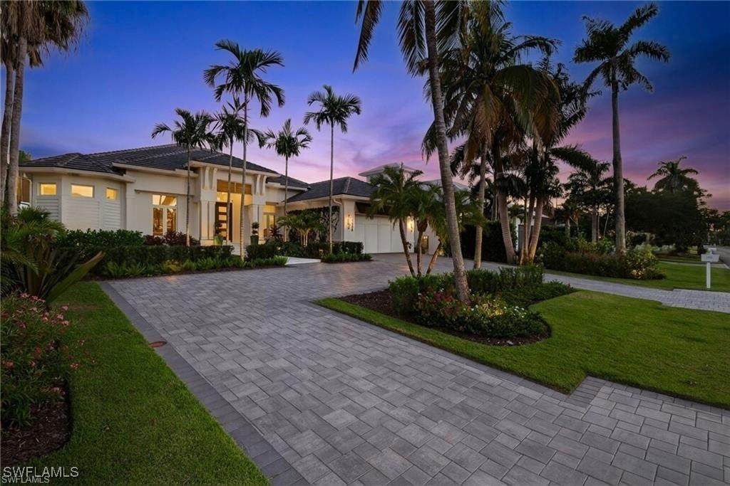 1955 Tarpon Rd., Naples, FL 34102