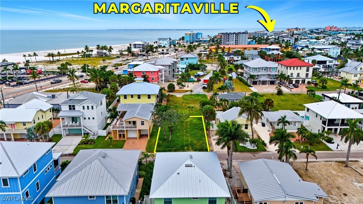 137 Pearl St., Fort Myers Beach, FL 33931