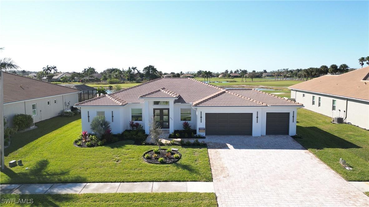 18716 Ensenada Dr., Naples, FL 34114