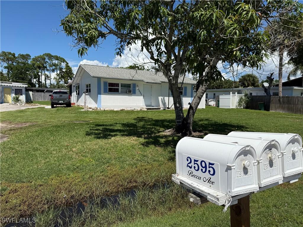 2595 Becca Ave., Naples, FL 34112