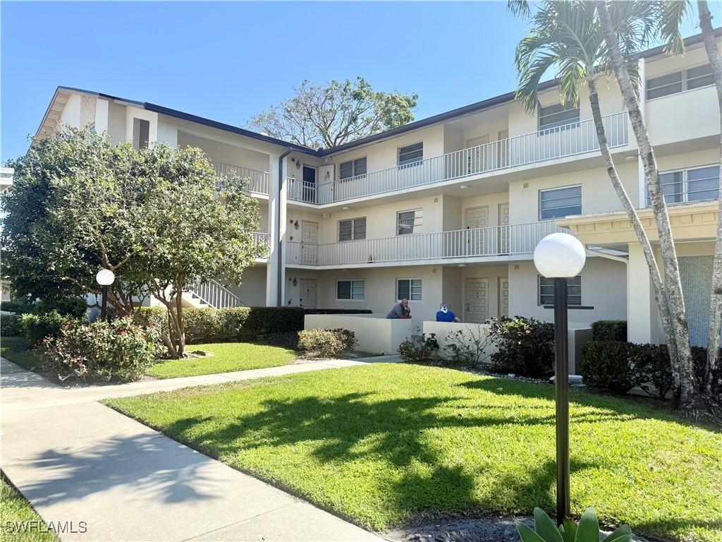 1020 Palm View Dr. #101C, Naples, FL 34110