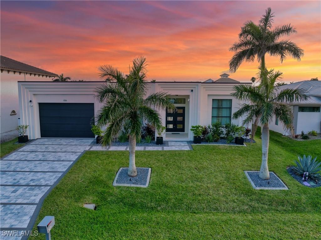 836 Miramar Ct., Cape Coral, FL 33904