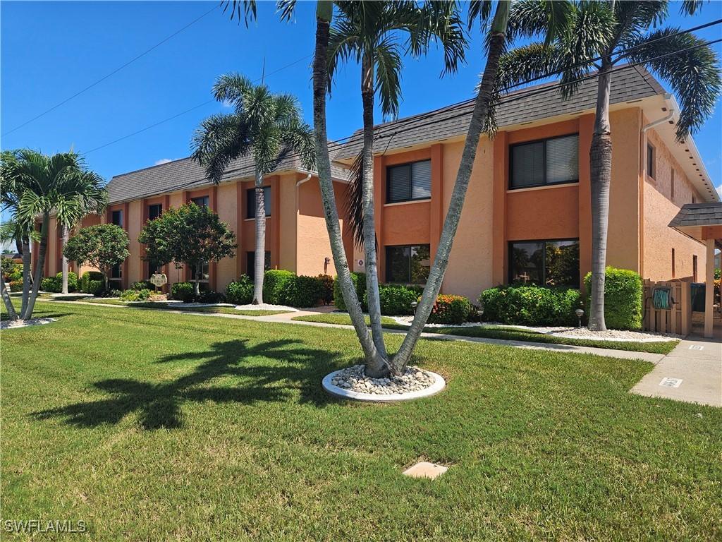 3703 SE 10th Ave. #7, Cape Coral, FL 33904