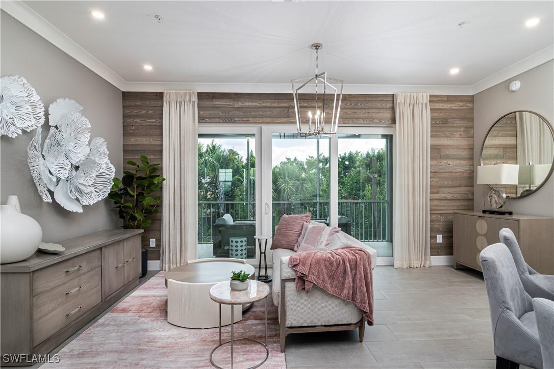 298 Indies Dr. #202, Naples, FL 34114