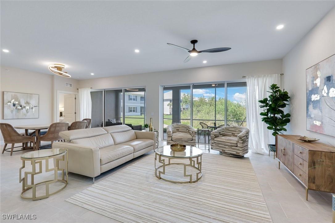 322 Indies Dr. #102, Naples, FL 34114