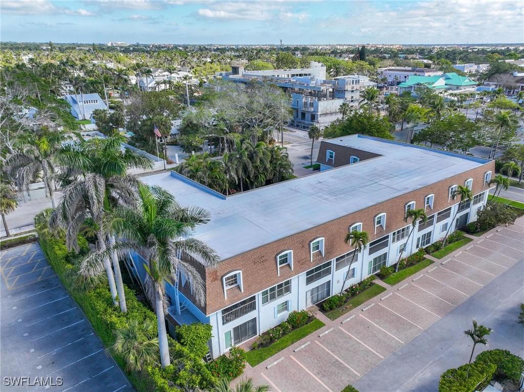 1222 Gordon Dr. #15, Naples, FL 34102