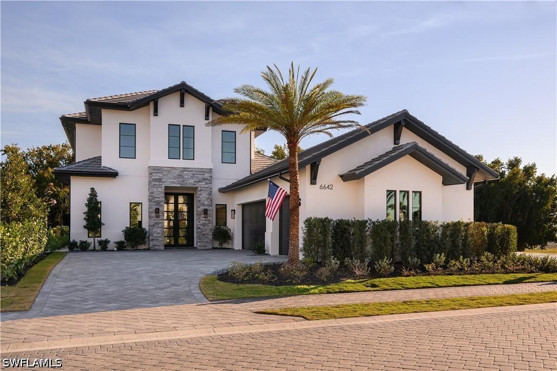 6642 Palisades Ave., Naples, FL 34109