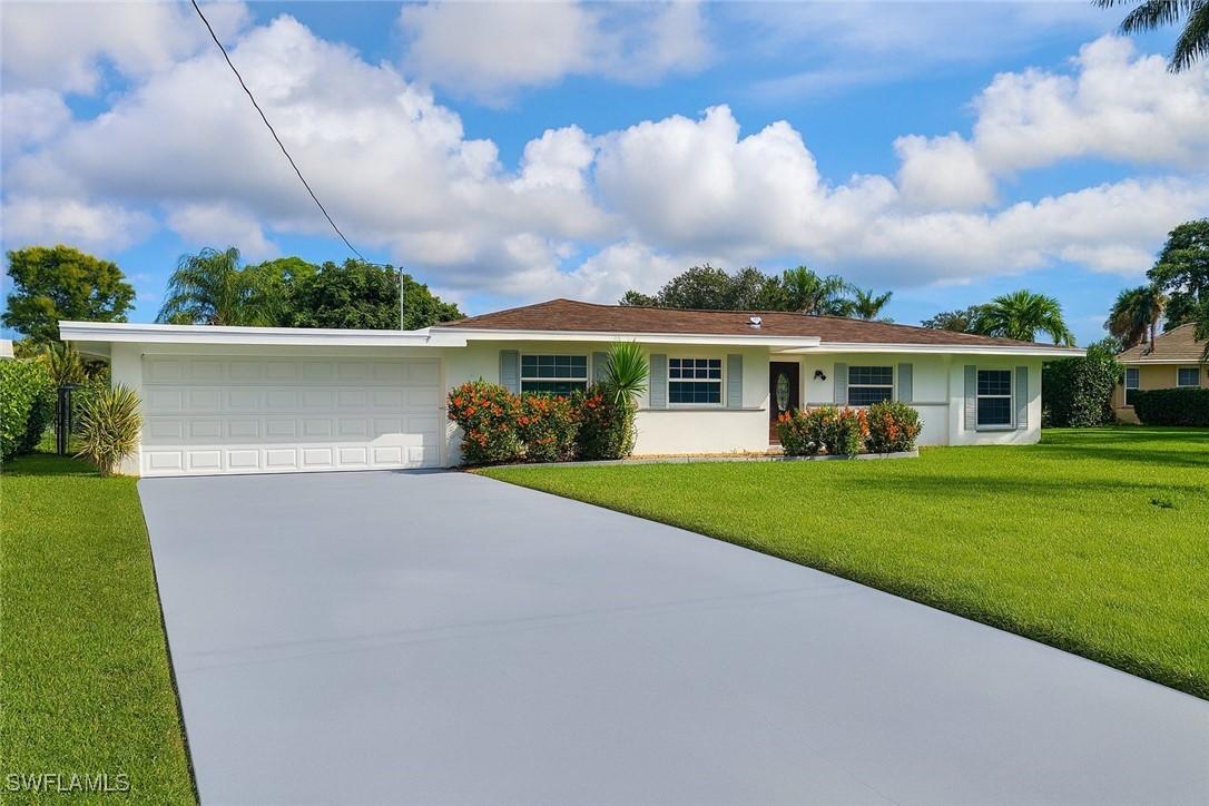 13880 Lazy Ln., Fort Myers, FL 33905