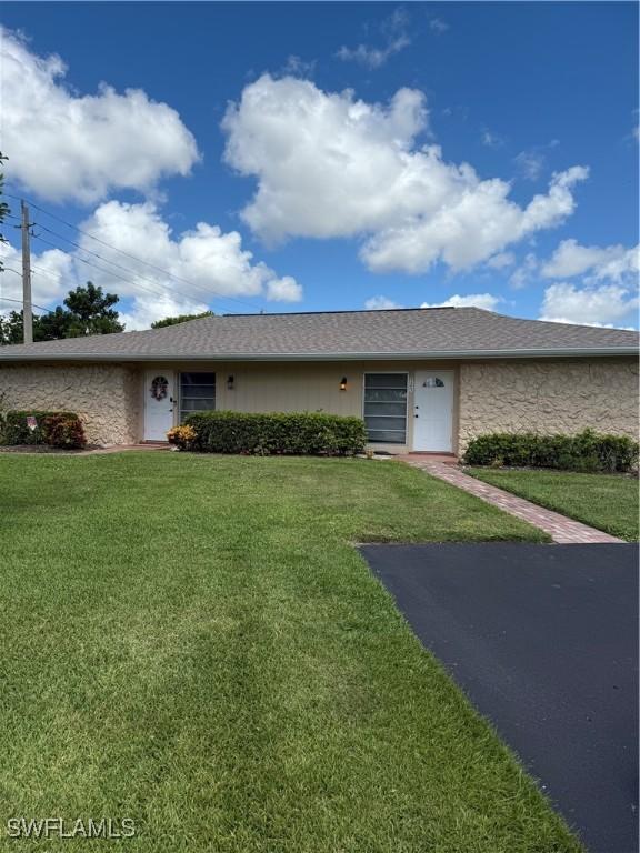 525 Palm View Dr. #19, Naples, FL 34110