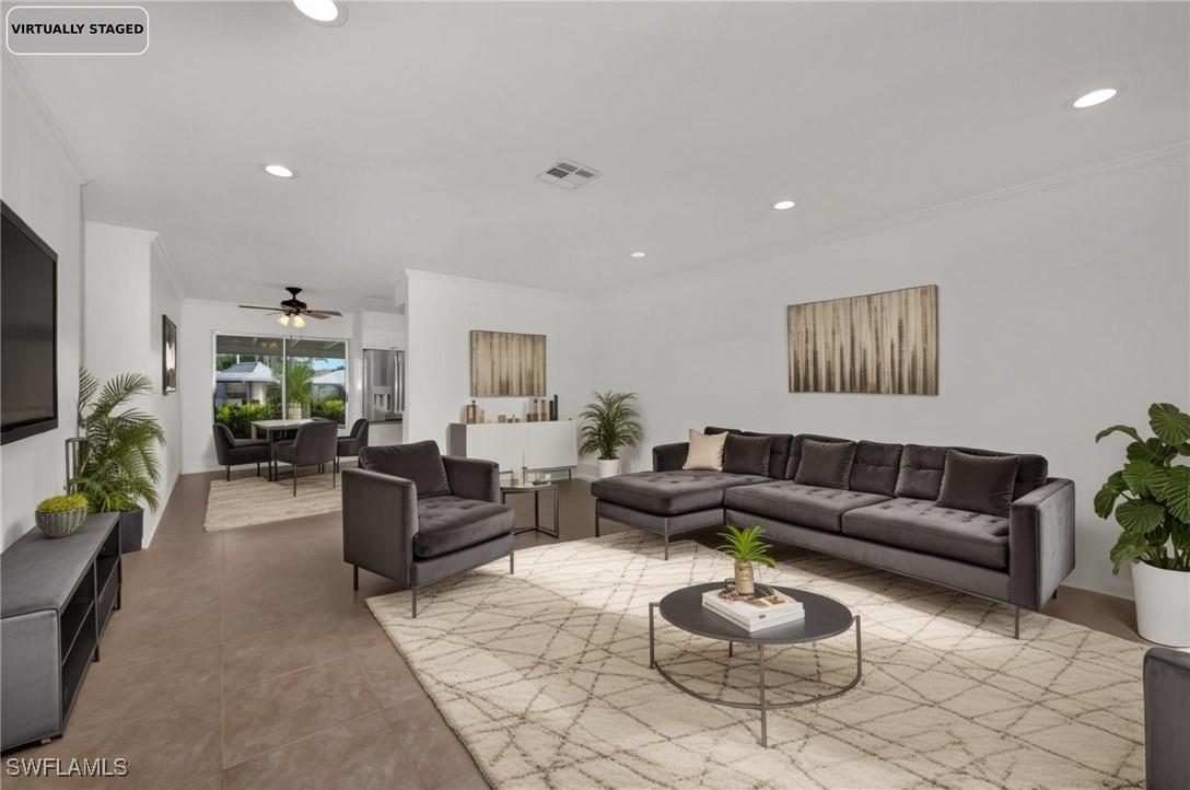 167 Crown Dr. #12, Naples, FL 34110