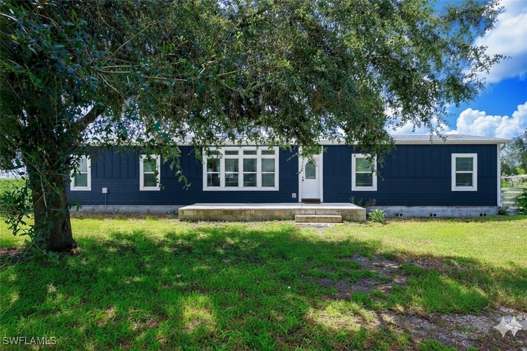 4660 43rd Ave., Naples, FL 34120