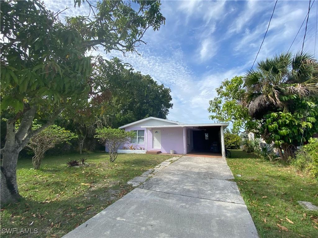 1261 5th Ave., Naples, FL 34102