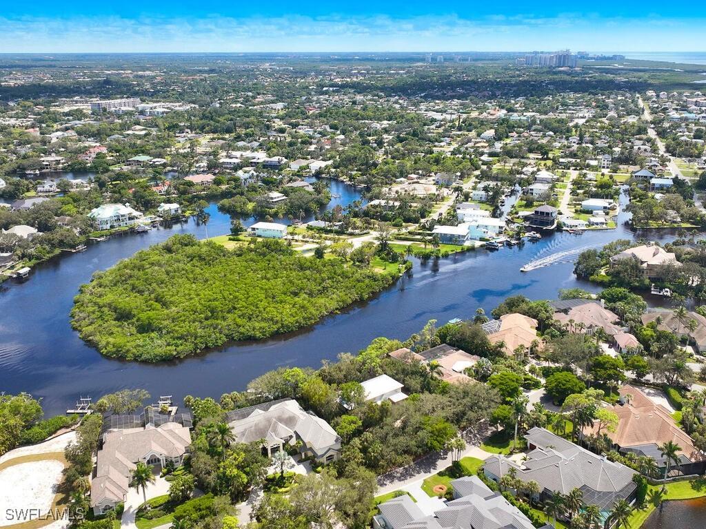 27351 Oak Knoll Dr., Bonita Springs, FL 34134