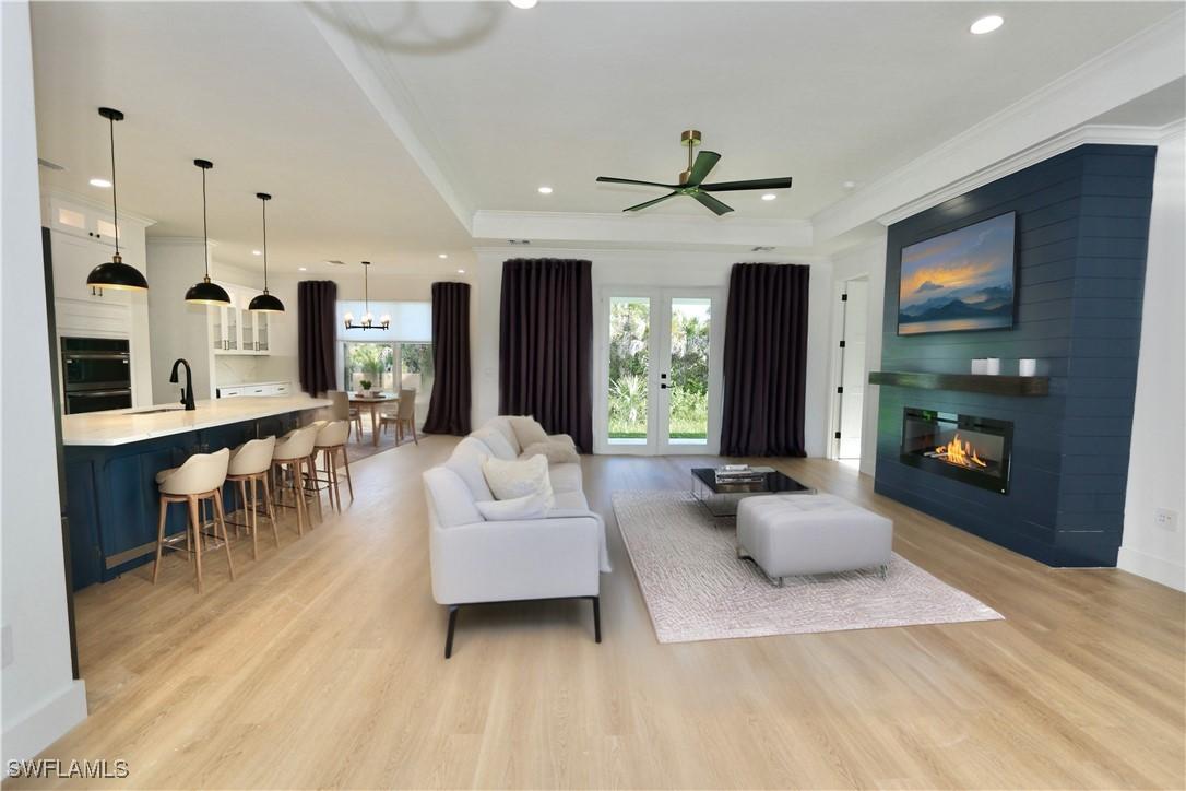 539 37th Ave., Naples, FL 34120
