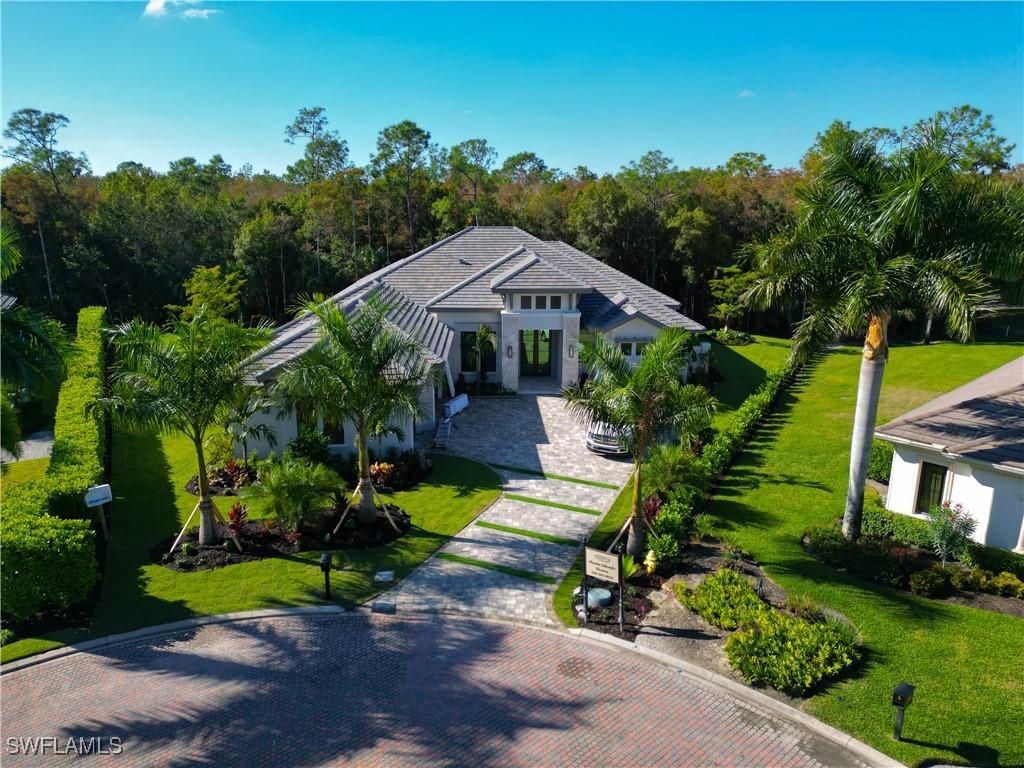 4637 Idylwood Ln., Naples, FL 34119