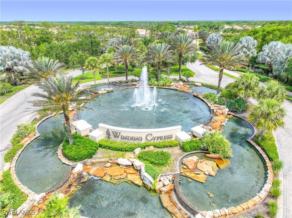 7248 Live Oak Dr., Naples, FL 34114