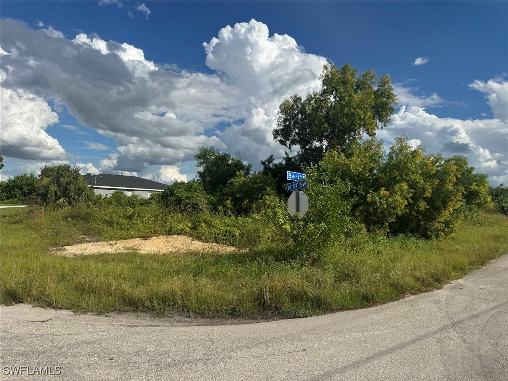 3913 14th St., Lehigh Acres, FL 33976