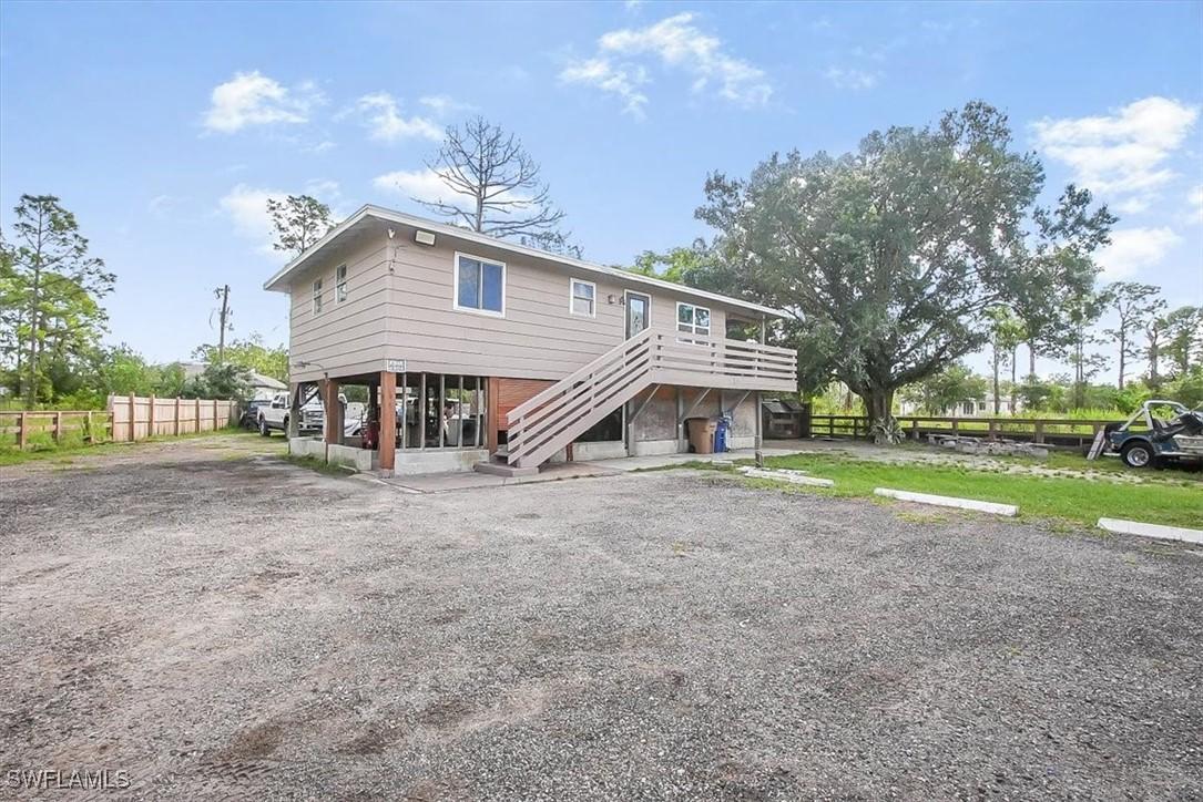 916 Euclid Ave., Lehigh Acres, FL 33972