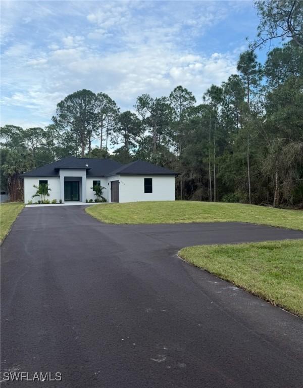 182 10th St., Naples, FL 34120