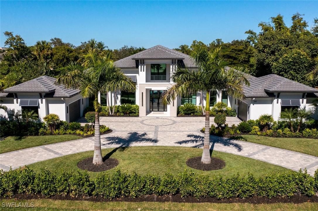 137 Tupelo Rd., Naples, FL 34108