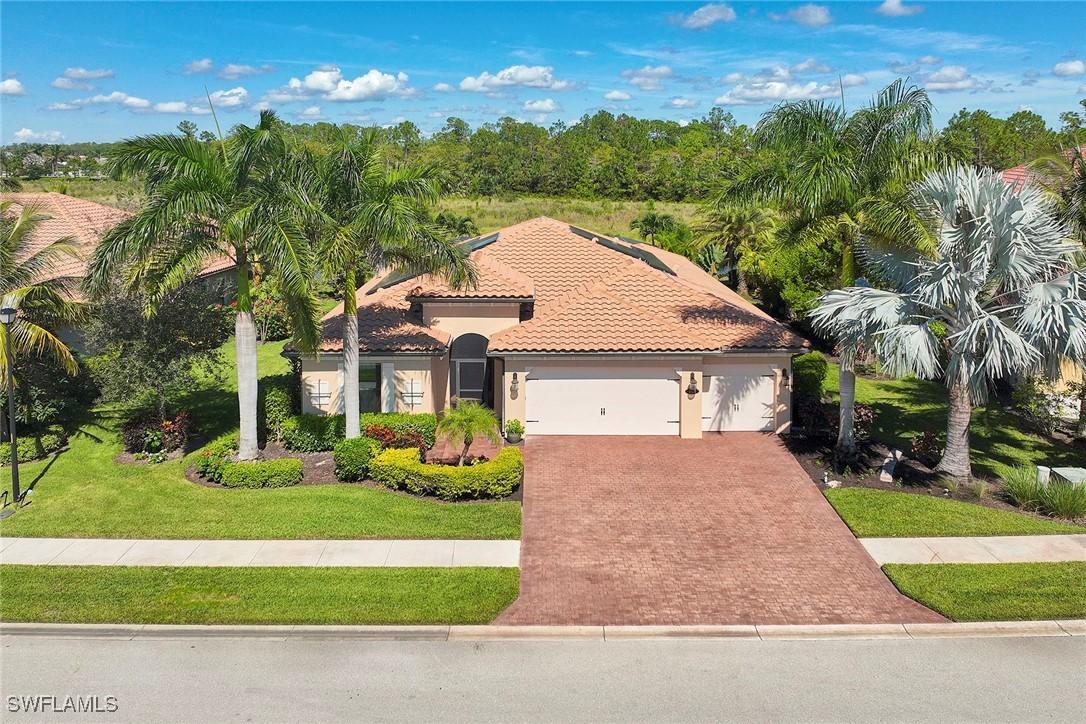 1621 Songbird Ct., Naples, FL 34120