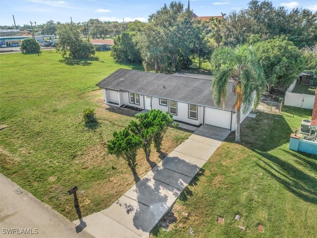 1436 SE 25th Ter., Cape Coral, FL 33904