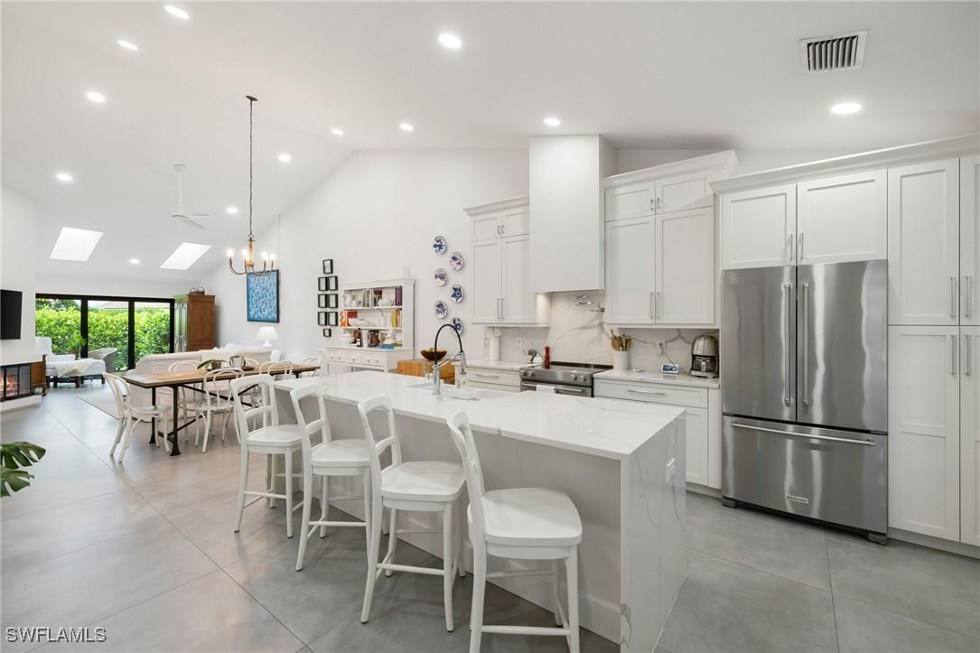 4006 Crayton Rd. #A-2, Naples, FL 34103