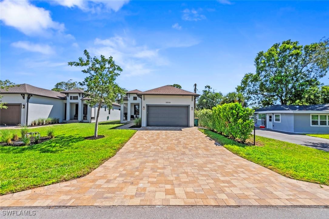 3530 Hibiscus Ave., Naples, FL 34104
